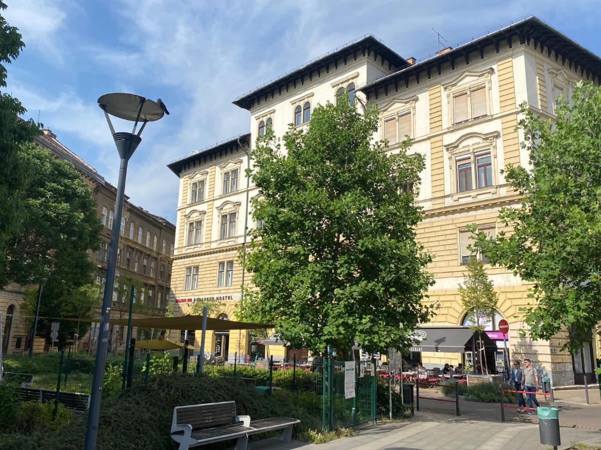 Urban Haven - 3 Beds, 3 Baths, Free Parking, Near Central Market Βουδαπέστη Εξωτερικό φωτογραφία